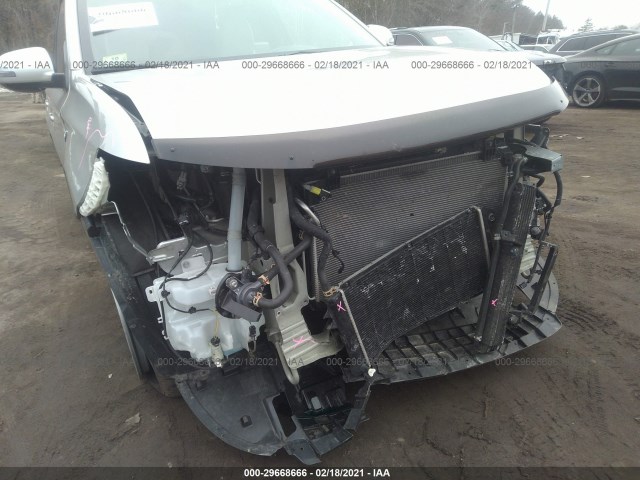 Photo 5 VIN: JA4J24A57KZ046823 - MITSUBISHI OUTLANDER PHEV 