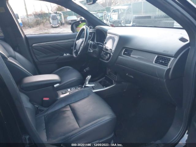 Photo 4 VIN: JA4J24A57KZ047115 - MITSUBISHI OUTLANDER PHEV 