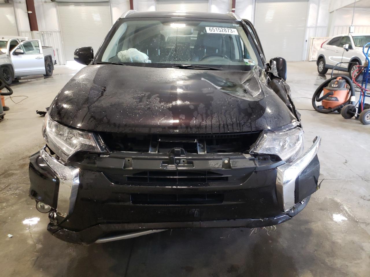 Photo 4 VIN: JA4J24A58JZ055822 - MITSUBISHI OUTLANDER 