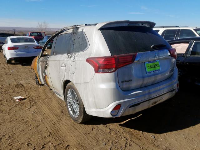 Photo 2 VIN: JA4J24A58KZ048497 - MITSUBISHI OUTLANDER 