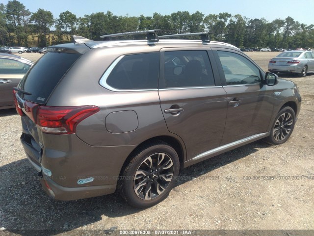 Photo 3 VIN: JA4J24A59JZ027611 - MITSUBISHI OUTLANDER PHEV 