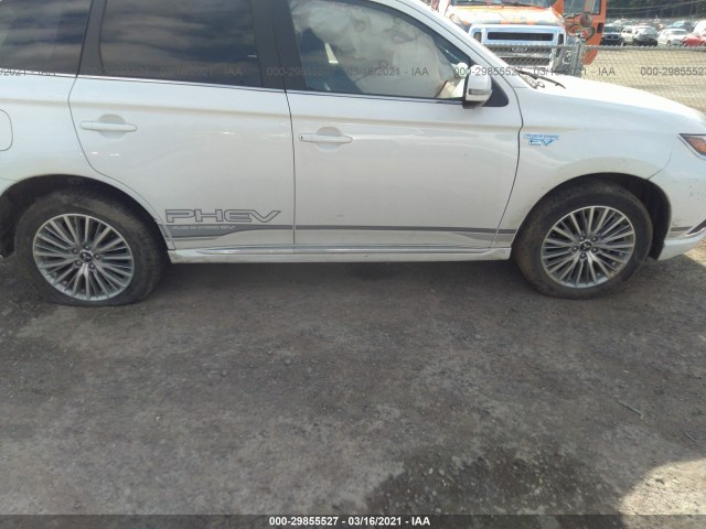 Photo 5 VIN: JA4J24A59KZ047701 - MITSUBISHI OUTLANDER PHEV 