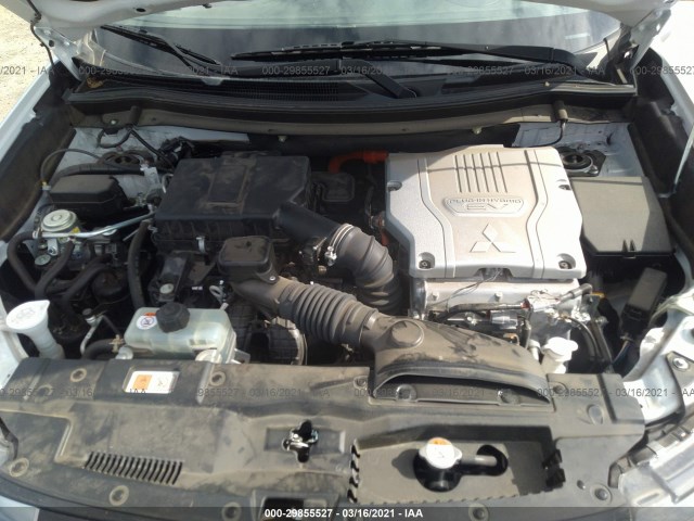 Photo 9 VIN: JA4J24A59KZ047701 - MITSUBISHI OUTLANDER PHEV 