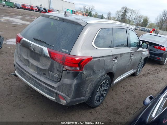 Photo 3 VIN: JA4J24A5XJZ030257 - MITSUBISHI OUTLANDER PHEV 