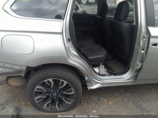 Photo 5 VIN: JA4J24A5XJZ059743 - MITSUBISHI OUTLANDER PHEV 