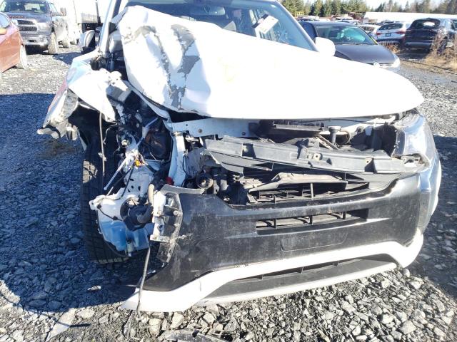 Photo 12 VIN: JA4J24A5XJZ610947 - MITSUBISHI OUTLANDER 