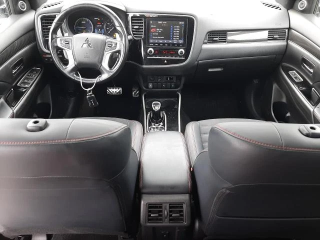 Photo 7 VIN: JA4J2VA76MZ000913 - MITSUBISHI OUTLANDER 