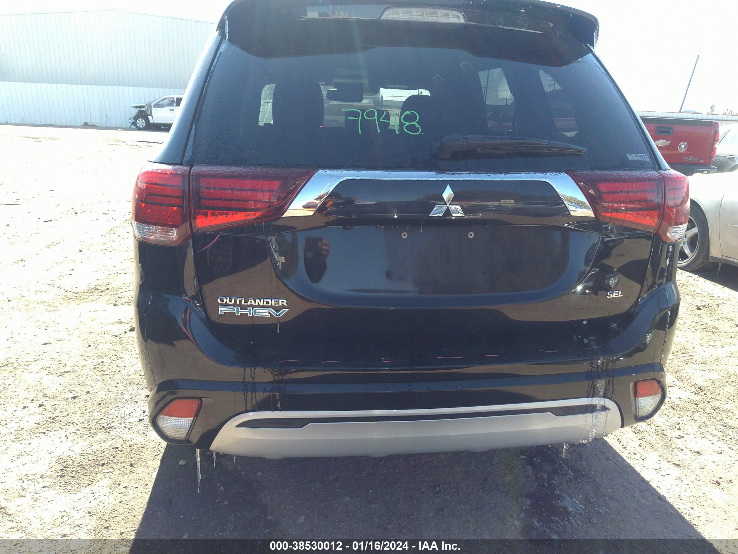 Photo 16 VIN: JA4J2VA76NZ028129 - MITSUBISHI OUTLANDER 