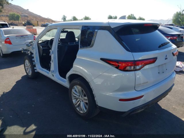 Photo 2 VIN: JA4J3TA83PZ021667 - MITSUBISHI OUTLANDER 