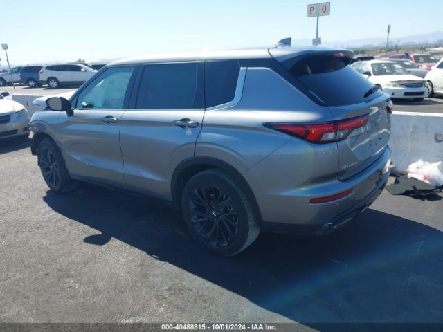 Photo 2 VIN: JA4J3UA80NZ068741 - MITSUBISHI OUTLANDER 