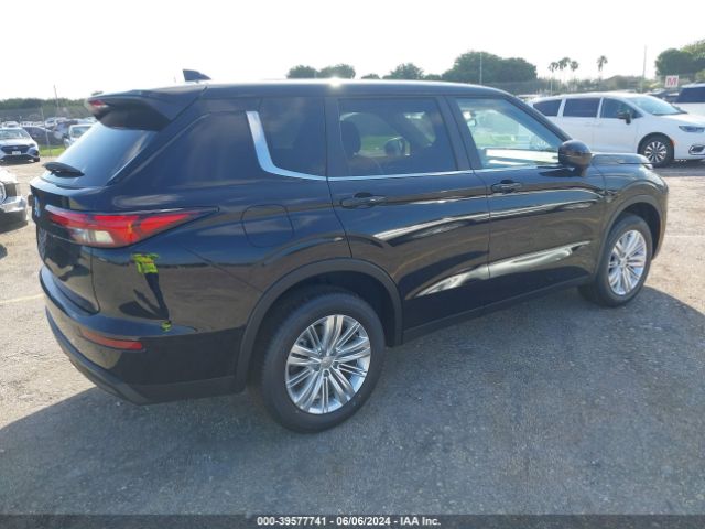 Photo 3 VIN: JA4J3UA80RZ064131 - MITSUBISHI OUTLANDER 