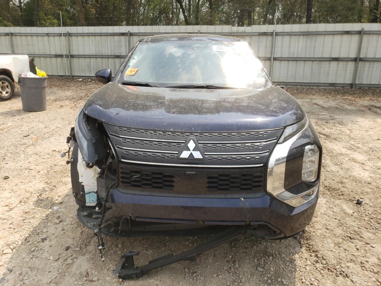 Photo 4 VIN: JA4J3UA81NZ087945 - MITSUBISHI OUTLANDER 