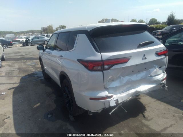 Photo 2 VIN: JA4J3UA81PZ056794 - MITSUBISHI OUTLANDER 