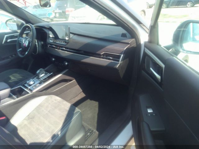 Photo 4 VIN: JA4J3UA81PZ056794 - MITSUBISHI OUTLANDER 