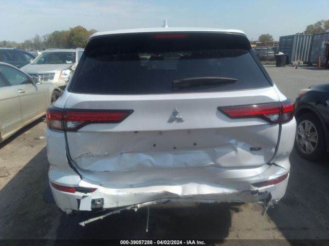 Photo 5 VIN: JA4J3UA81PZ056794 - MITSUBISHI OUTLANDER 