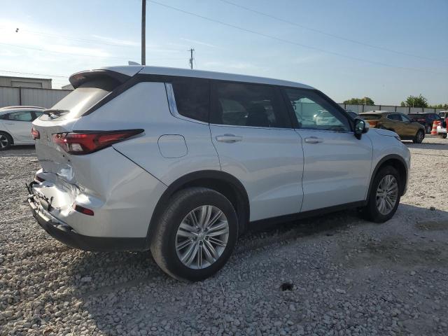 Photo 2 VIN: JA4J3UA83RZ020558 - MITSUBISHI OUTLANDER 