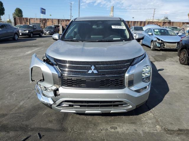 Photo 4 VIN: JA4J3UA84PZ019335 - MITSUBISHI OUTLANDER 