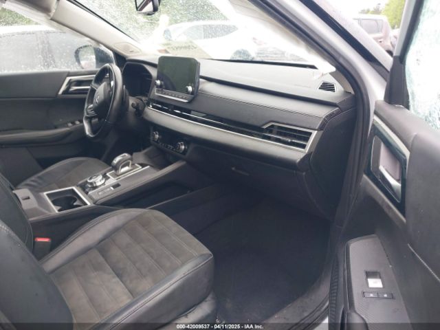 Photo 4 VIN: JA4J3UA86NZ013601 - MITSUBISHI OUTLANDER 