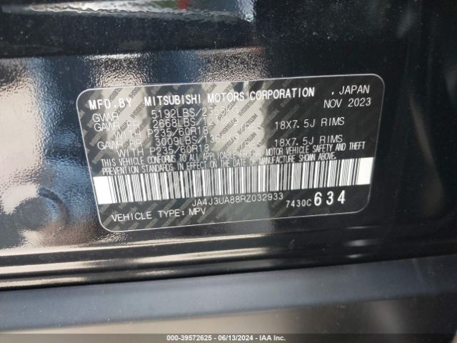 Photo 8 VIN: JA4J3UA88RZ032933 - MITSUBISHI OUTLANDER 