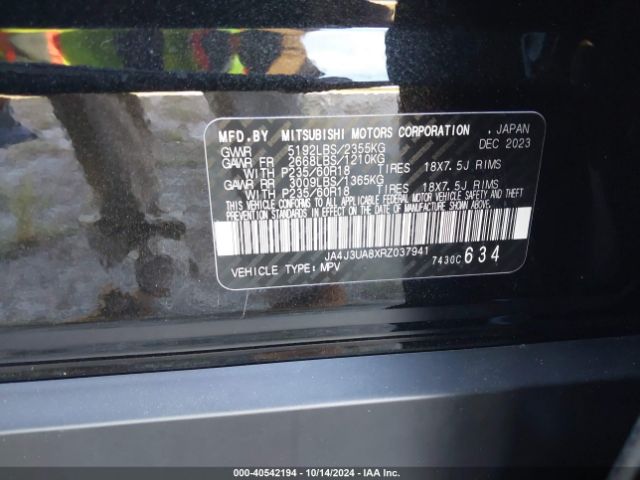 Photo 8 VIN: JA4J3UA8XRZ037941 - MITSUBISHI OUTLANDER 