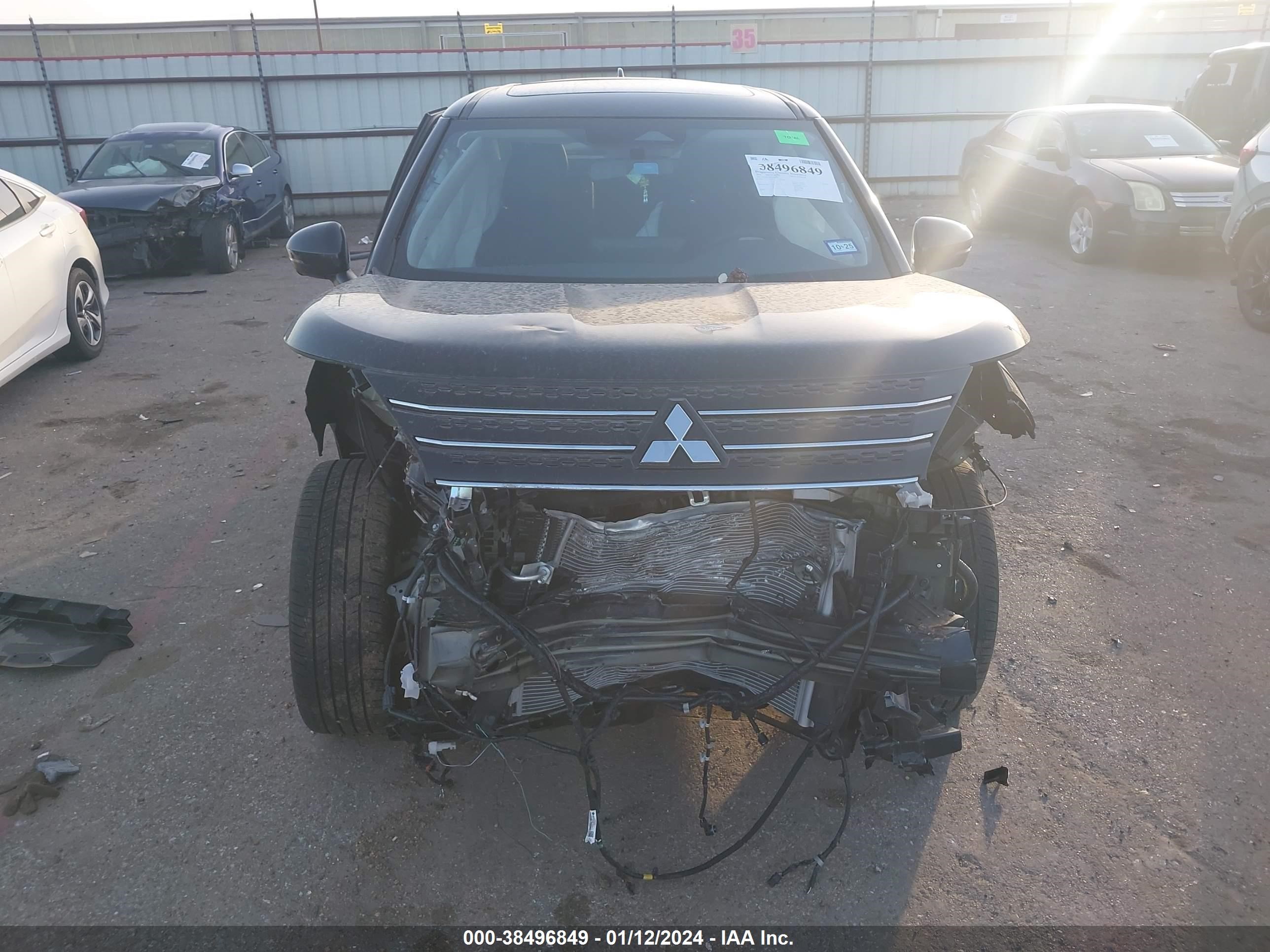 Photo 11 VIN: JA4J3VA82RZ009508 - MITSUBISHI OUTLANDER 