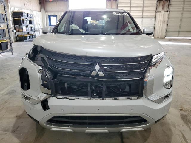 Photo 4 VIN: JA4J3VA82RZ041102 - MITSUBISHI OUTLANDER 