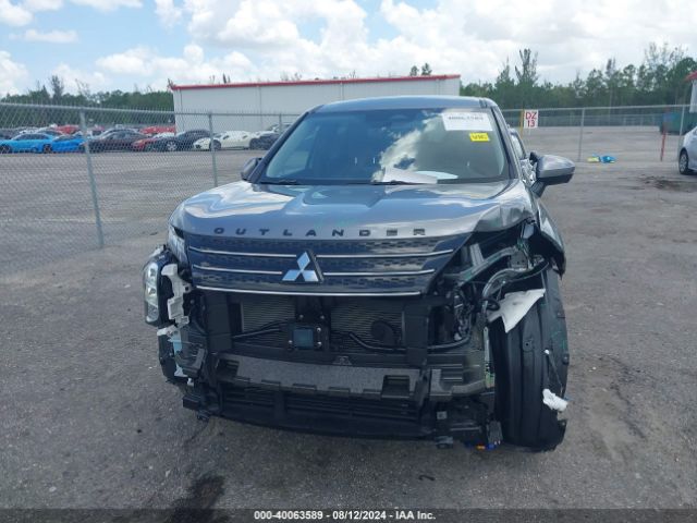 Photo 5 VIN: JA4J3VA83RZ008478 - MITSUBISHI OUTLANDER 