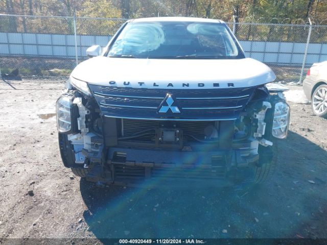 Photo 5 VIN: JA4J3VA84RZ055485 - MITSUBISHI OUTLANDER 