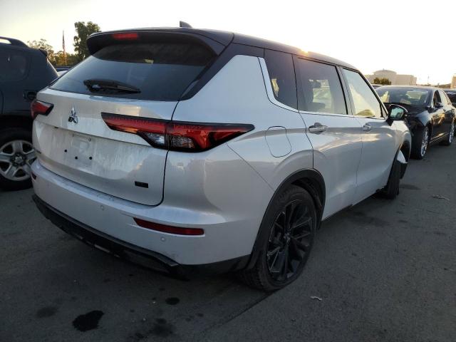 Photo 2 VIN: JA4J3VA85PZ010777 - MITSUBISHI OUTLANDER 