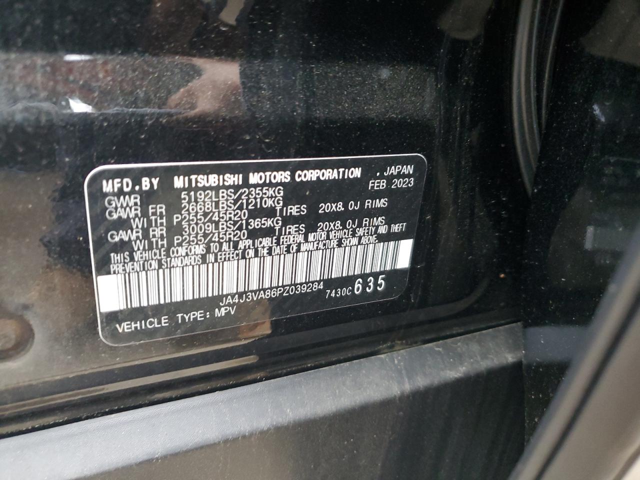 Photo 13 VIN: JA4J3VA86PZ039284 - MITSUBISHI OUTLANDER 