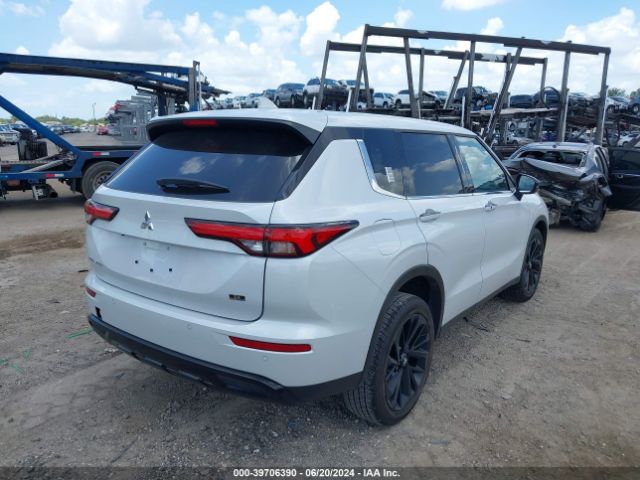 Photo 3 VIN: JA4J3VA87RZ050605 - MITSUBISHI OUTLANDER 