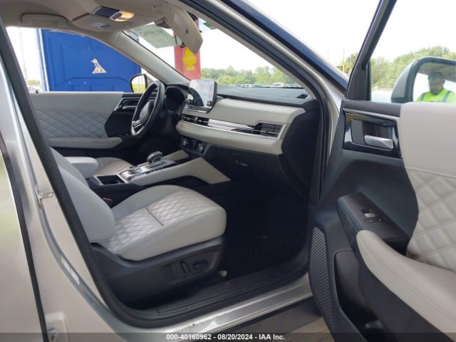 Photo 4 VIN: JA4J3VA89NZ084362 - MITSUBISHI OUTLANDER 