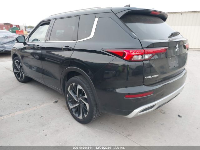 Photo 2 VIN: JA4J3VA89PZ010104 - MITSUBISHI OUTLANDER 