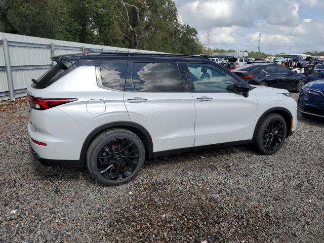 Photo 2 VIN: JA4J3WA81RZ057992 - MITSUBISHI OUTLANDER 