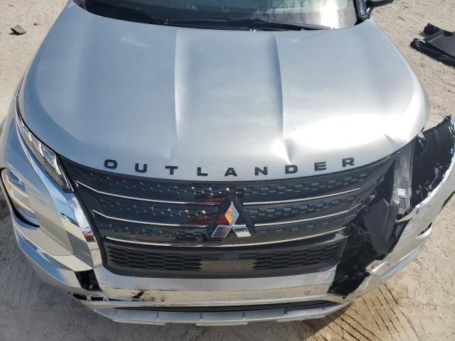 Photo 11 VIN: JA4J3WA82RZ005738 - MITSUBISHI OUTLANDER 