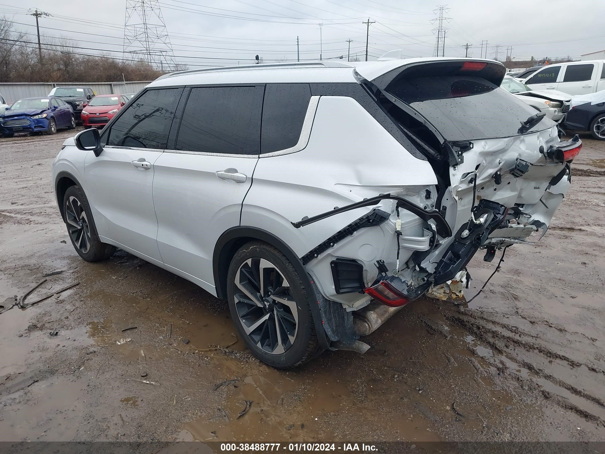 Photo 2 VIN: JA4J3WA8XRZ005048 - MITSUBISHI OUTLANDER 