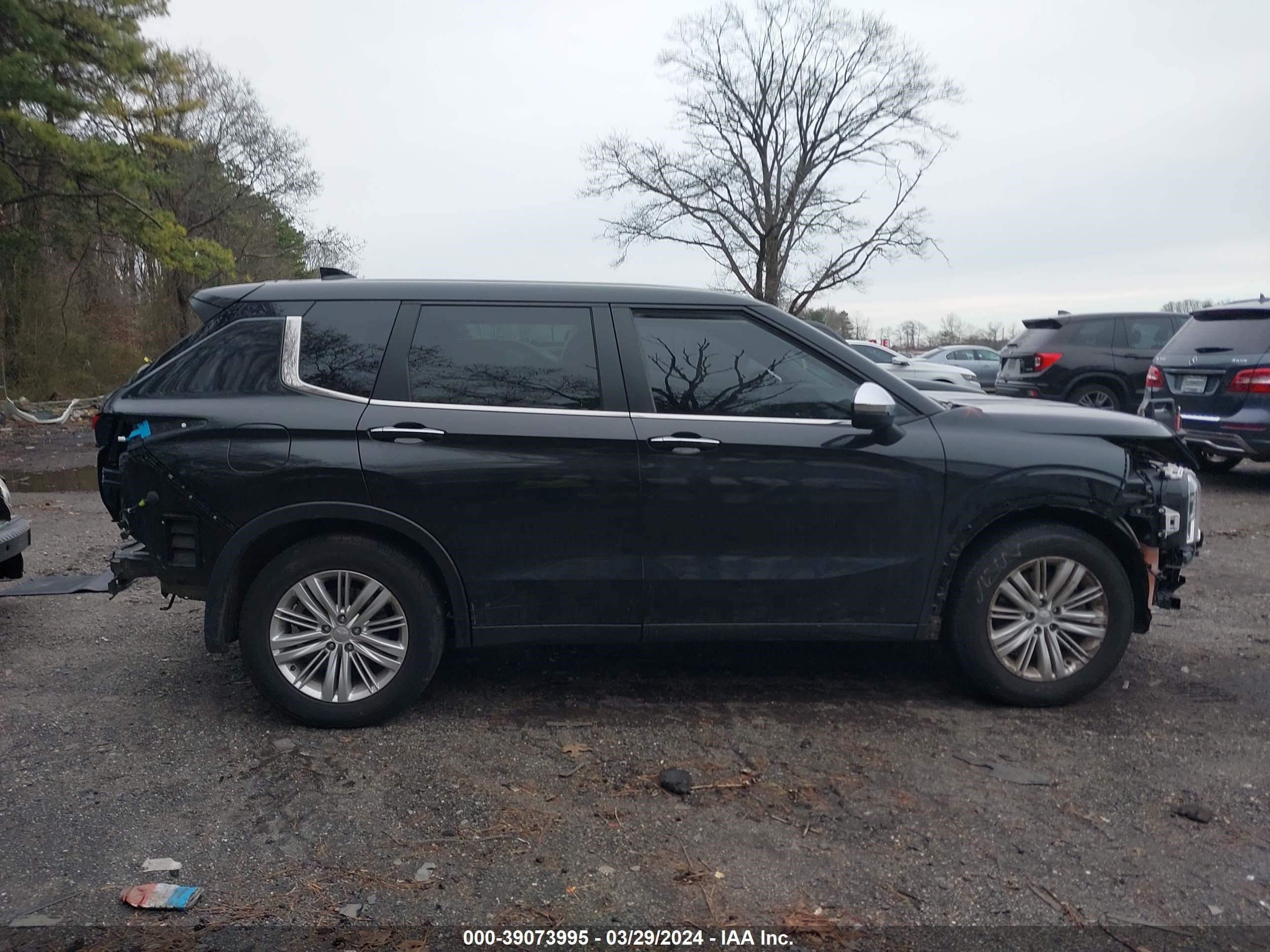 Photo 12 VIN: JA4J4TA81NZ025985 - MITSUBISHI OUTLANDER 