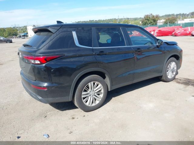 Photo 3 VIN: JA4J4TA81PZ008428 - MITSUBISHI OUTLANDER 