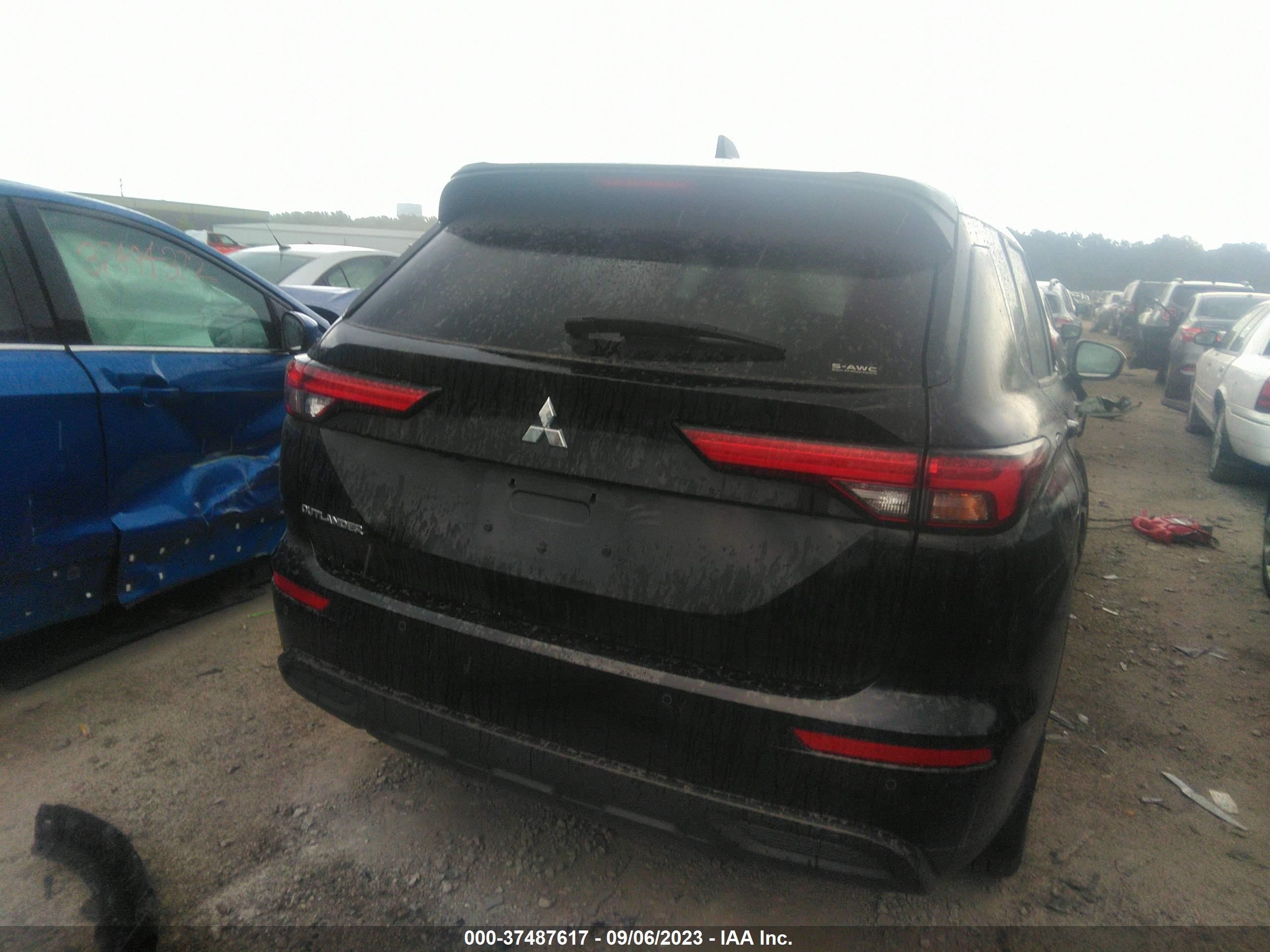 Photo 14 VIN: JA4J4TA86NZ072381 - MITSUBISHI OUTLANDER 