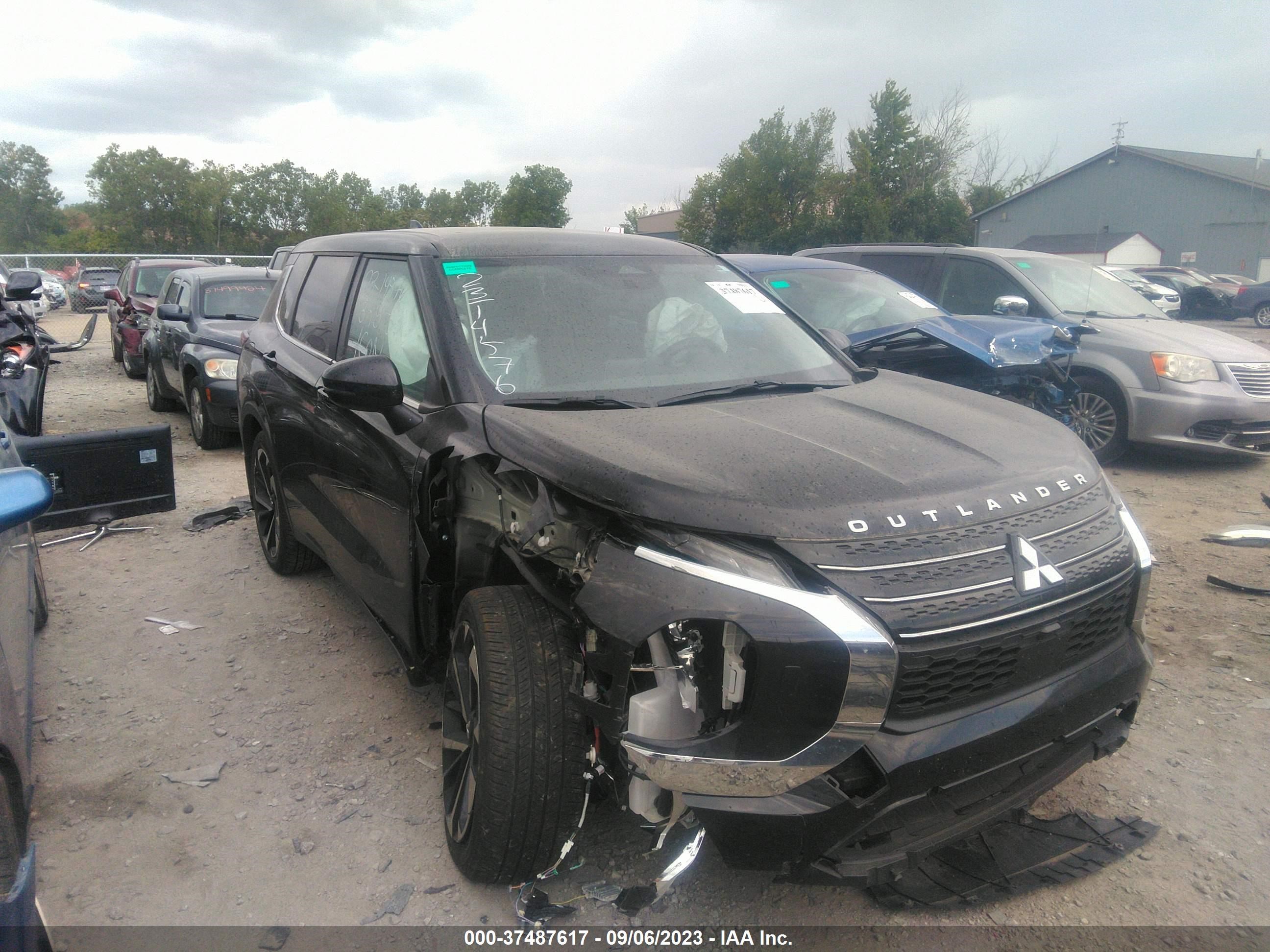 Photo 5 VIN: JA4J4TA86NZ072381 - MITSUBISHI OUTLANDER 