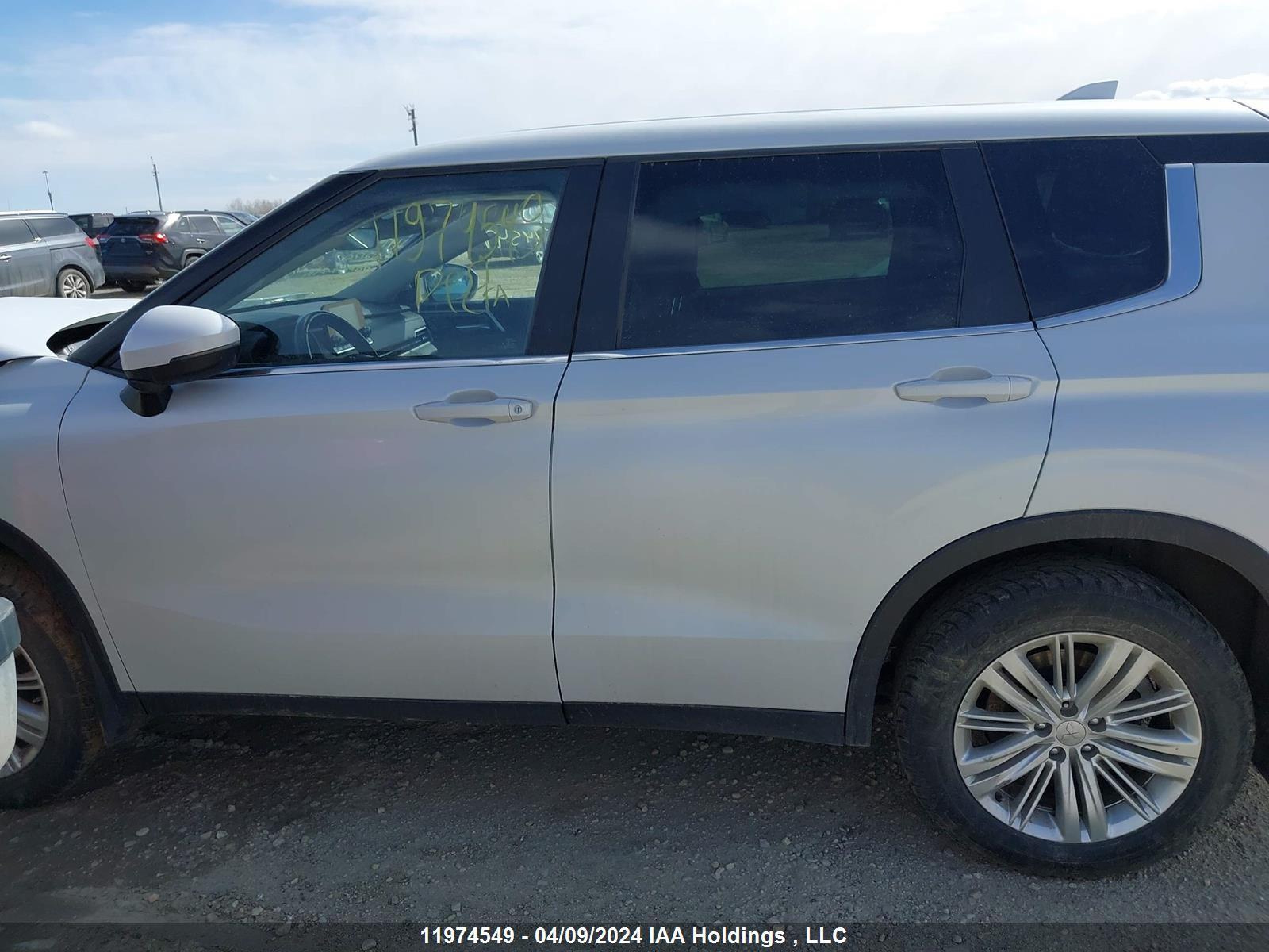 Photo 14 VIN: JA4J4TA8XNZ612170 - MITSUBISHI OUTLANDER 