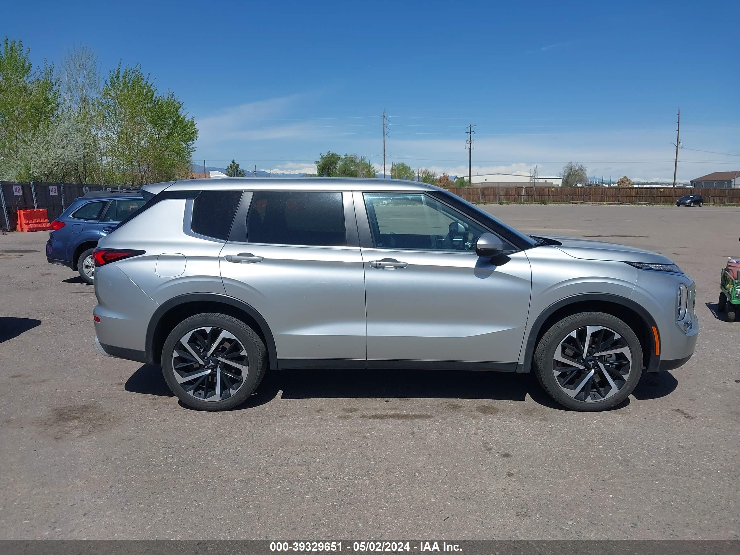 Photo 12 VIN: JA4J4UA80PZ025579 - MITSUBISHI OUTLANDER 