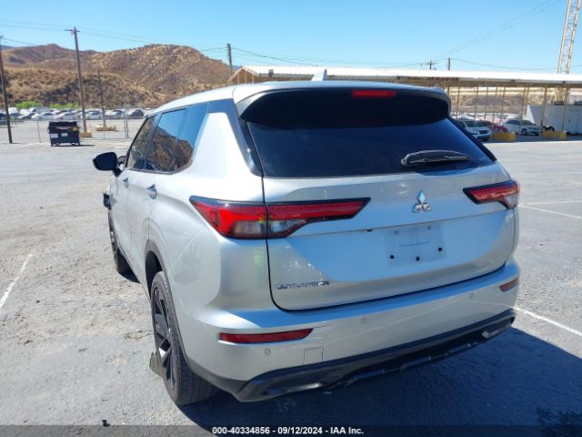 Photo 2 VIN: JA4J4UA82NZ070391 - MITSUBISHI OUTLANDER 