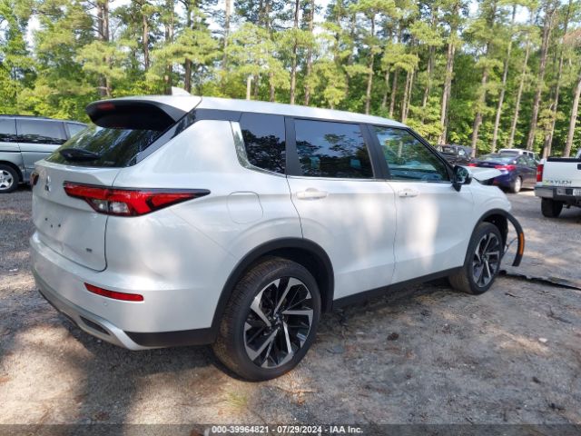 Photo 3 VIN: JA4J4UA83PZ012454 - MITSUBISHI OUTLANDER 