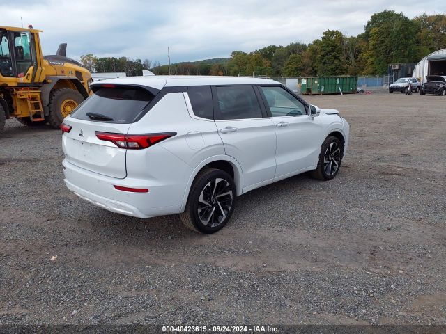 Photo 3 VIN: JA4J4UA83PZ053554 - MITSUBISHI OUTLANDER 