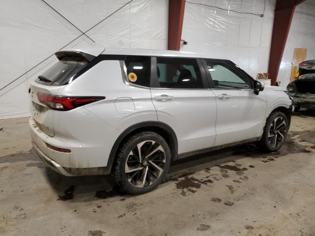 Photo 2 VIN: JA4J4UA84NZ085152 - MITSUBISHI OUTLANDER 