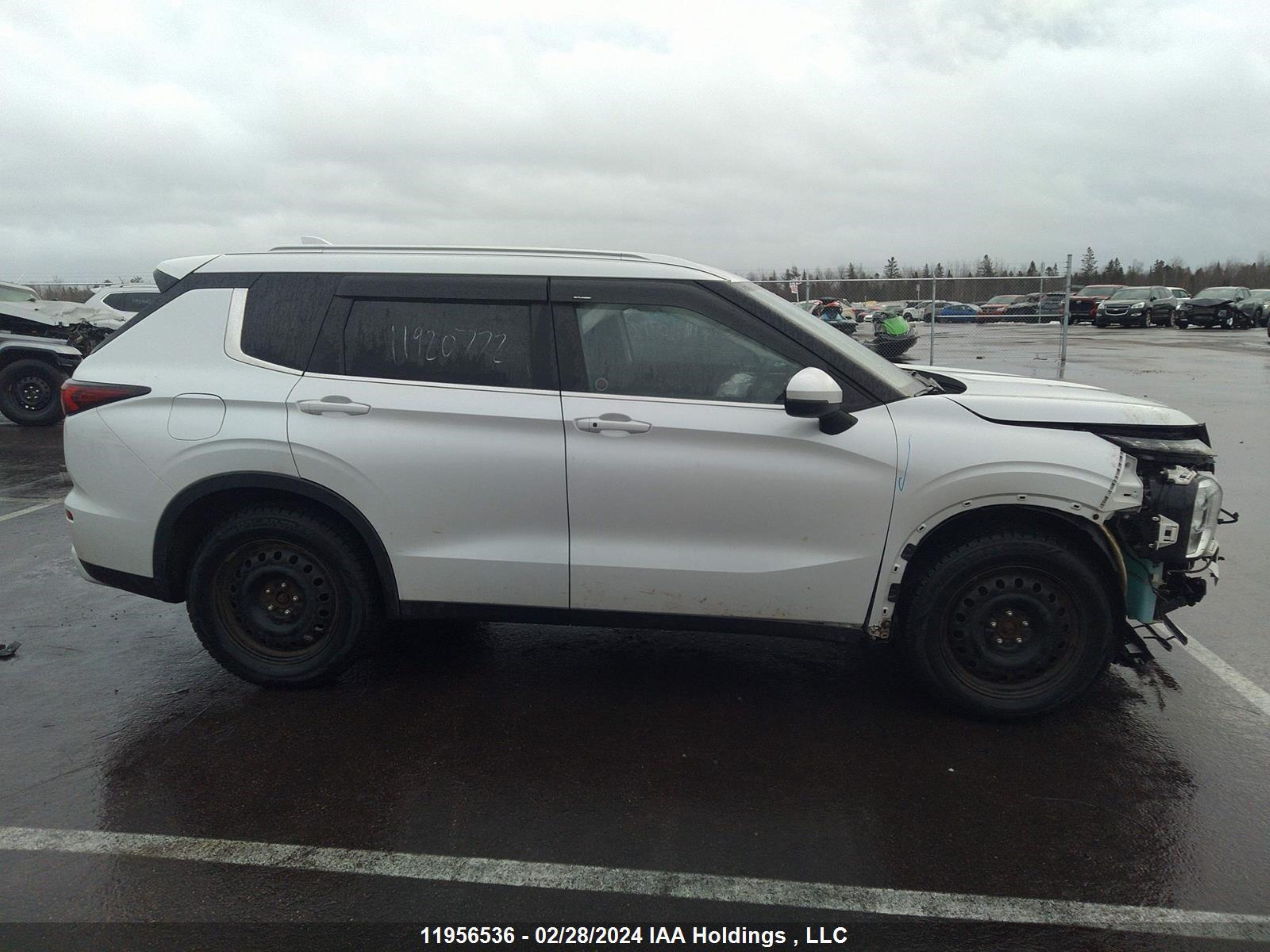 Photo 12 VIN: JA4J4UA84NZ615622 - MITSUBISHI OUTLANDER 