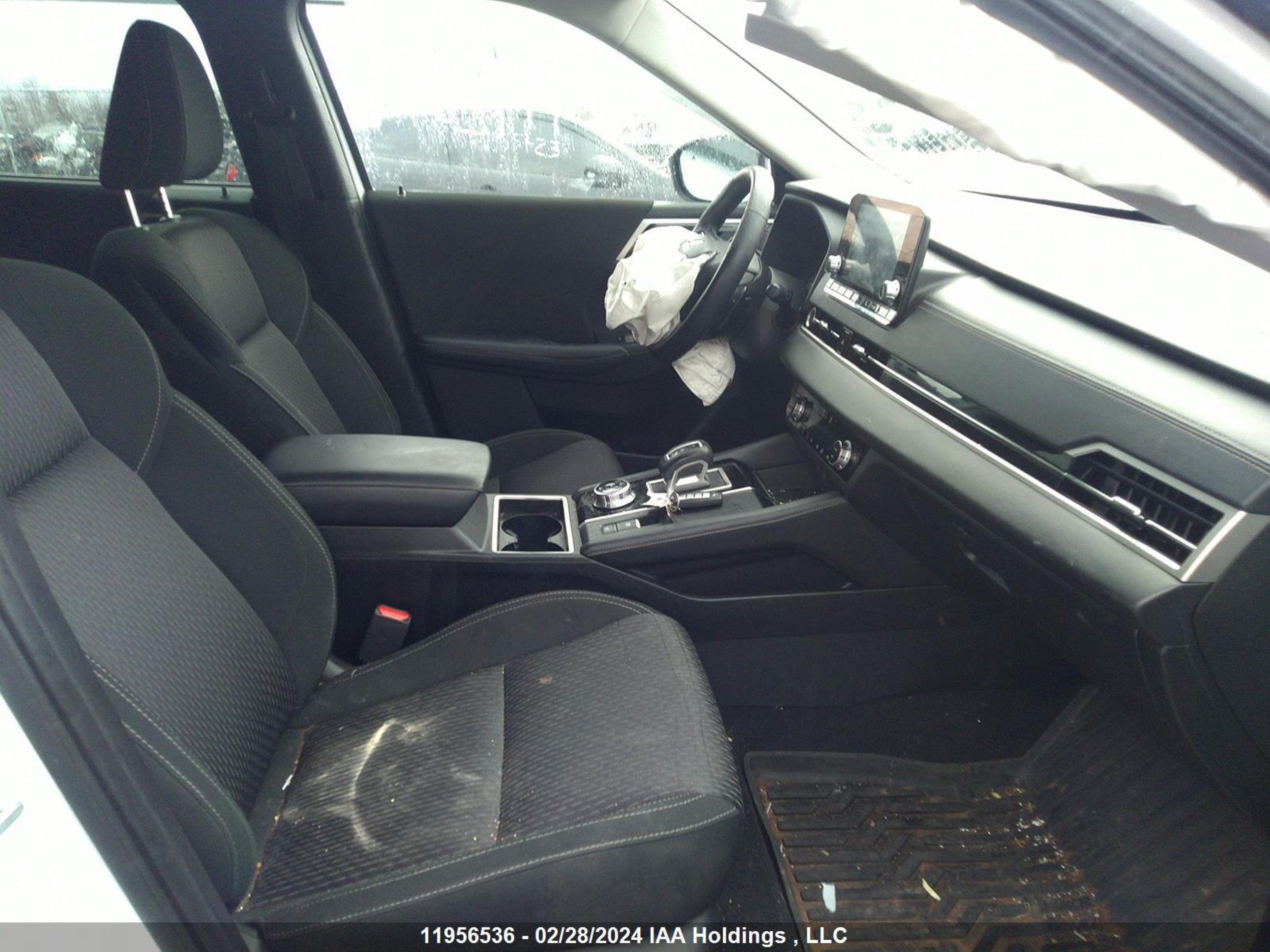 Photo 4 VIN: JA4J4UA84NZ615622 - MITSUBISHI OUTLANDER 