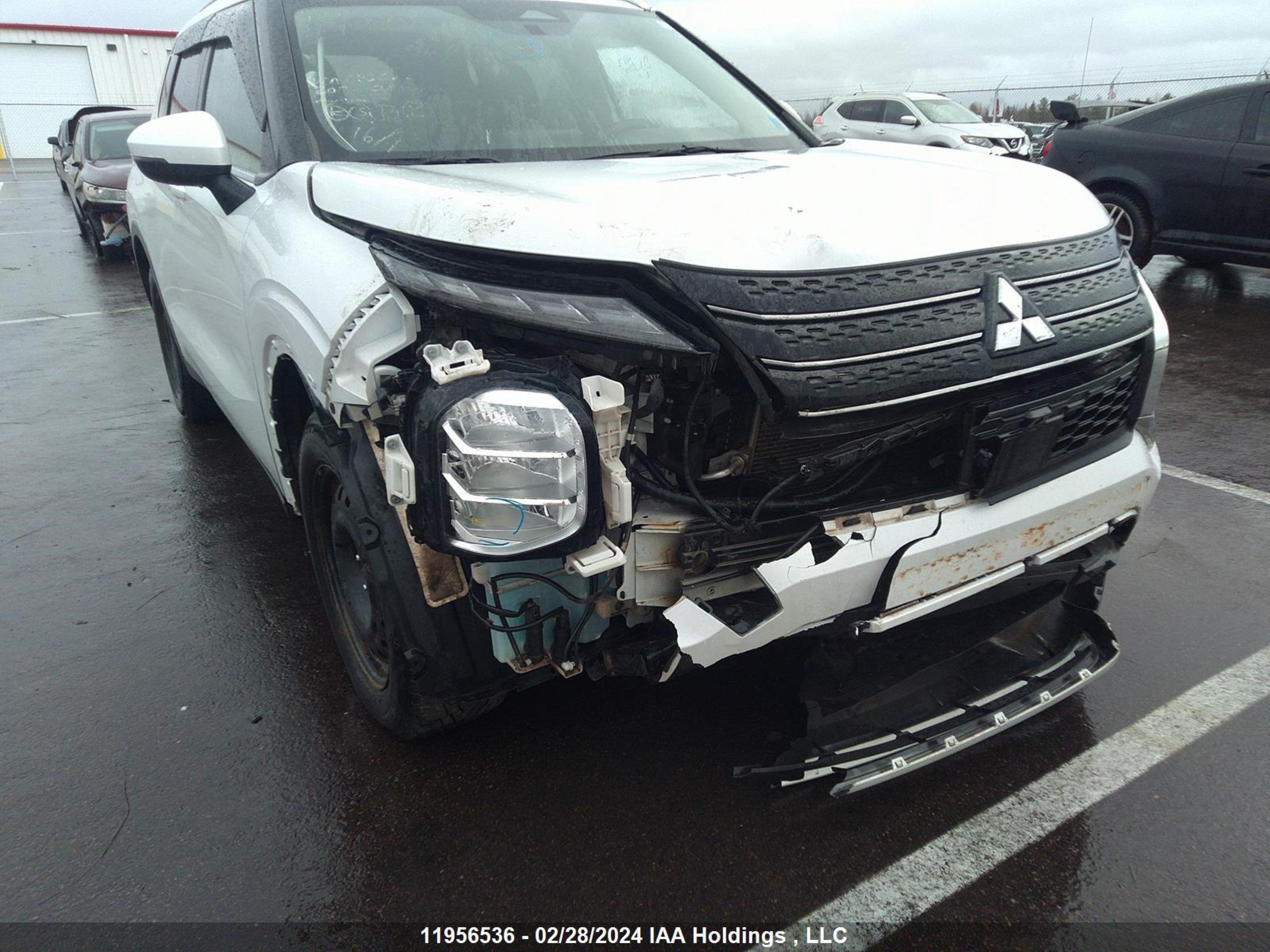 Photo 5 VIN: JA4J4UA84NZ615622 - MITSUBISHI OUTLANDER 