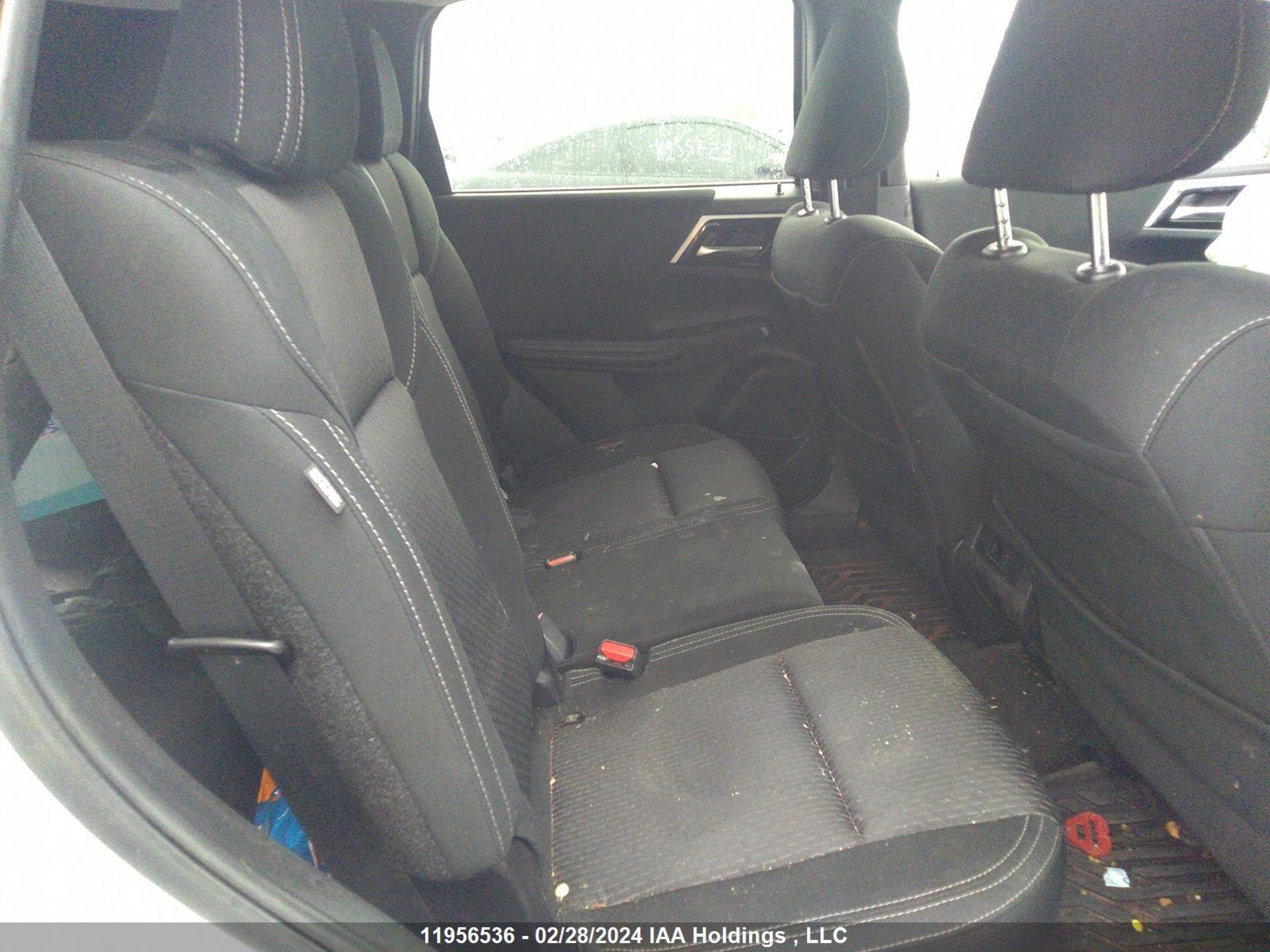 Photo 7 VIN: JA4J4UA84NZ615622 - MITSUBISHI OUTLANDER 